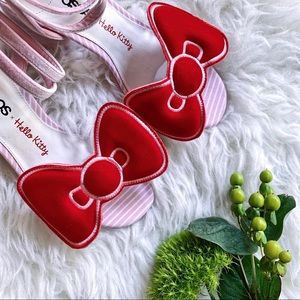 NWT 🌸ASOS Hello Kitty Sandals (Size 7)